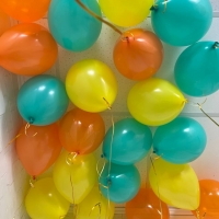 Облако шаров 23 - Заказать воздушные шары с доставкой по Екатеринбургу "ШарыДляВас"